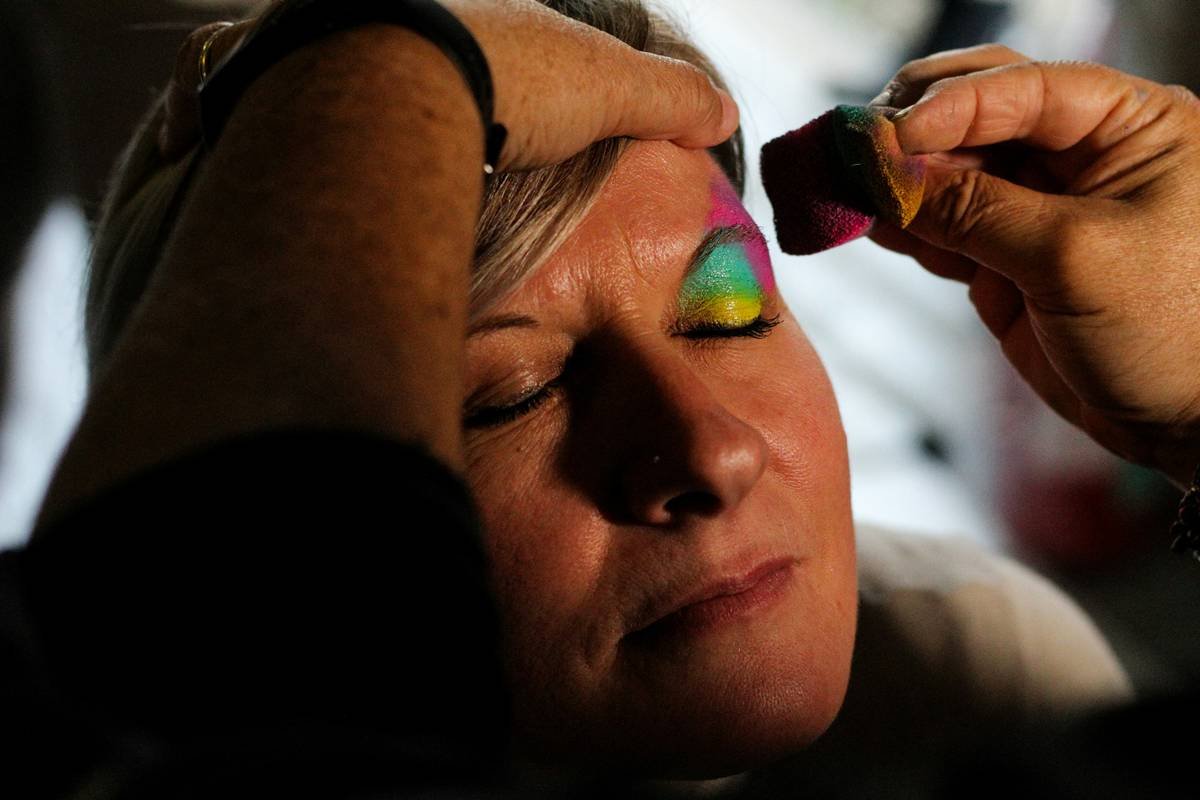 Why Your Blending Makeup Sponge Is Ruining Your Foundation (And How to Fix It)