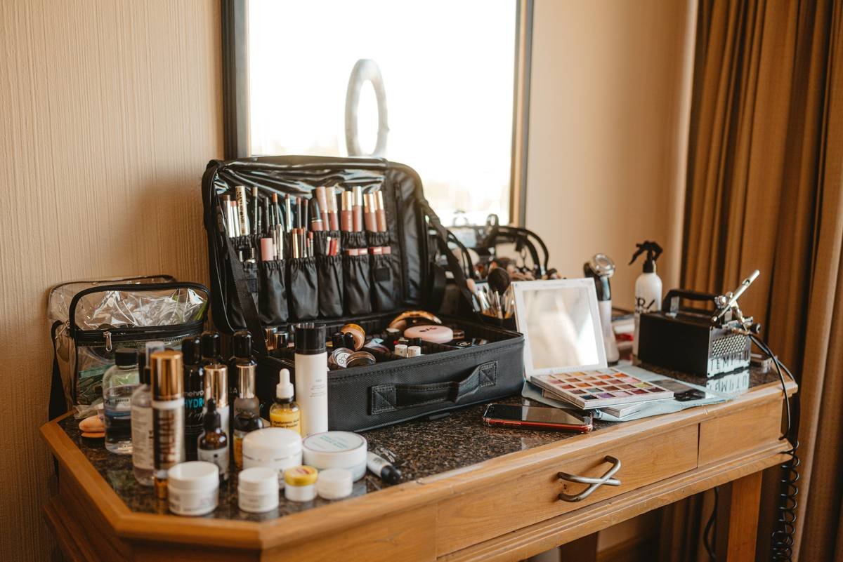 The Ultimate Guide to Choosing the Right Makeup Beauty Tool for Flawless Finish
